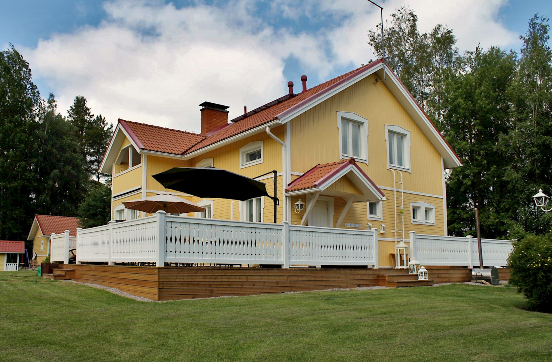 Terassi ja kylpytynnyri Kannuksessa - lisakuva 06